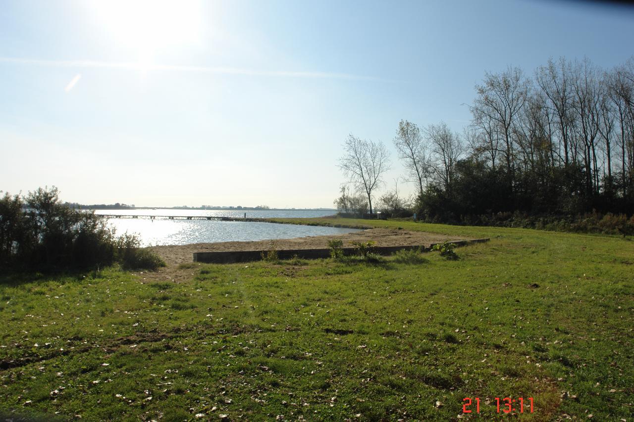 Apart Hotel Het Veerse Meer Kortgene Luaran gambar
